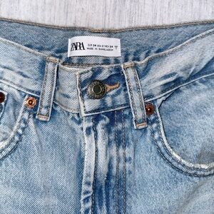 Zara jeans size 2